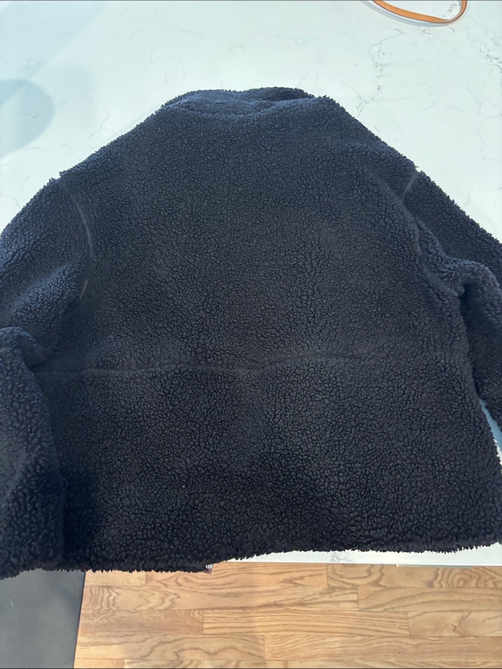 Vuori Black Sherpa Zip Jacket - Women - Picture 4 of 6